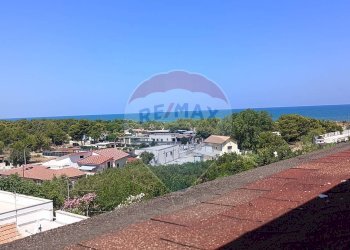 Vista dell\'acqua - Trilocale Viale Uria
 
183, Ischitella - foto 10