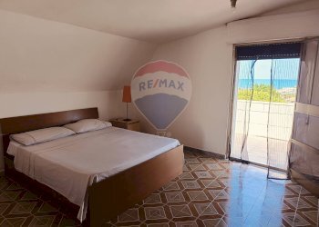 Camera / camera da letto - Trilocale Viale Uria
 
183, Ischitella - foto 24