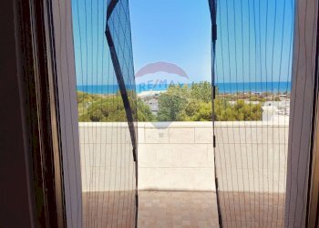 Balcone - Trilocale Viale Uria
 
183, Ischitella - foto 26