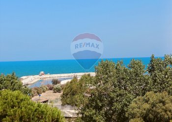 Vista dell\'acqua - Trilocale Viale Uria
 
183, Ischitella - foto 37