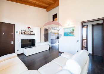 Soggiorno - Trilocale Via Manfrassina
 
49, Viadana - foto 1