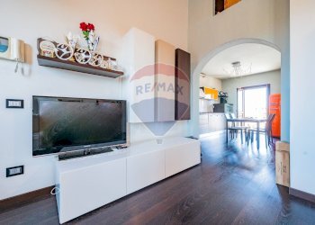 Sala da pranzo - Trilocale Via Manfrassina
 
49, Viadana - foto 9