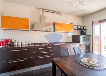 Cucina - Trilocale Via Manfrassina
 
49, Viadana - foto 15