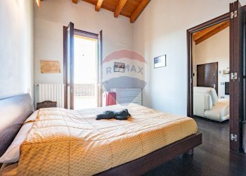 Camera / camera da letto - Trilocale Via Manfrassina
 
49, Viadana - foto 19