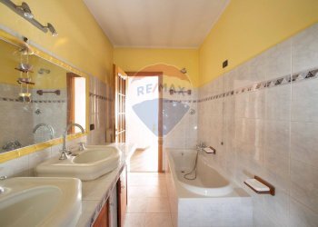 Bagno - Quadrilocale Costa Volpino - foto 22