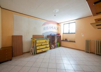 Stanza vuota - Quadrilocale Costa Volpino - foto 28