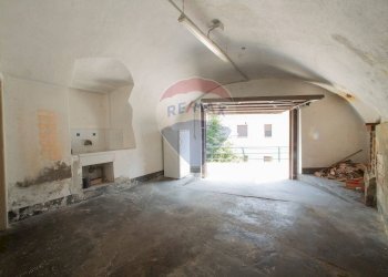 Stanza vuota - Quadrilocale Costa Volpino - foto 48