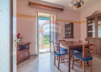 Sala da pranzo - Trilocale Via Del Pettinaro
 
40, Ischia di Castro - foto 1