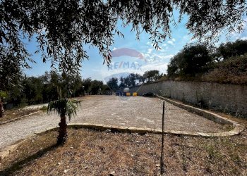 Vista delle montagne - Terreno edificabile Località Monte Giordano
 
snc, Vieste - foto 34