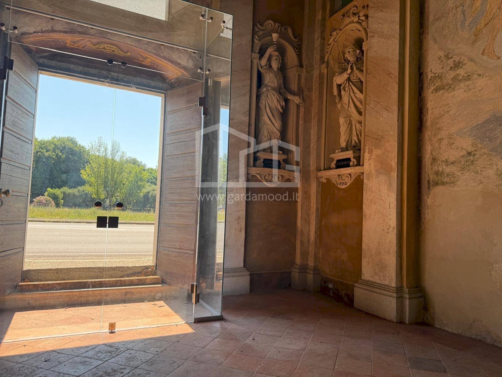 Foto 3 - Locale Commerciale Via Valene, Salò - foto 3