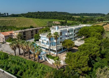 Foto 13 - Hotel Contrada Montecatino
 
80, Massignano - foto 13