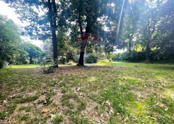 Giardino - Villa VIA SANT'ALBERTO
 
24, Palazzolo sull'Oglio - photo 40