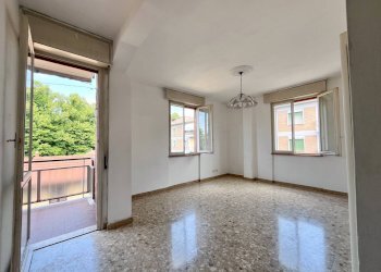 Foto 2 - Three-room apartment Via Antonio Urceo Codro
8, Reggio nell'Emilia - photo 2