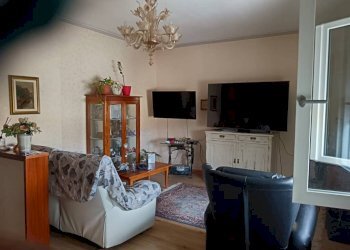 Salone - Three-room apartment via Ugo da Carpi, Carpi - photo 1