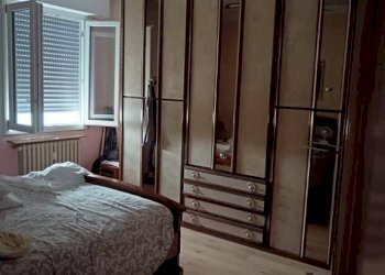 Camera da letto - Trilocale via Ugo da Carpi, Carpi - foto 3