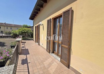 Facciata - Villa via Piemonte, Conzano - foto 9