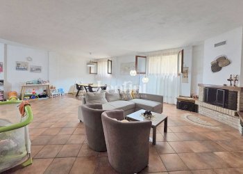 Salone - Villa via Piemonte, Conzano - foto 27