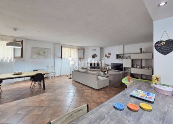 Salone - Villa via Piemonte, Conzano - foto 30