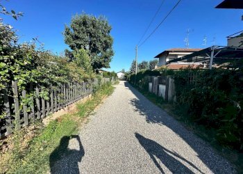 Terreno - Terreno edificabile via Giuseppe Garibaldi, Ferno - foto 8