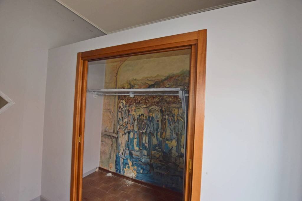 Ripostiglio - Negozio piazza Cesare Battisti, 2, Mondovì - foto 3