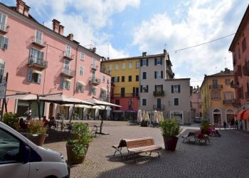 Zona - Negozio piazza Cesare Battisti, 2, Mondovì - foto 17