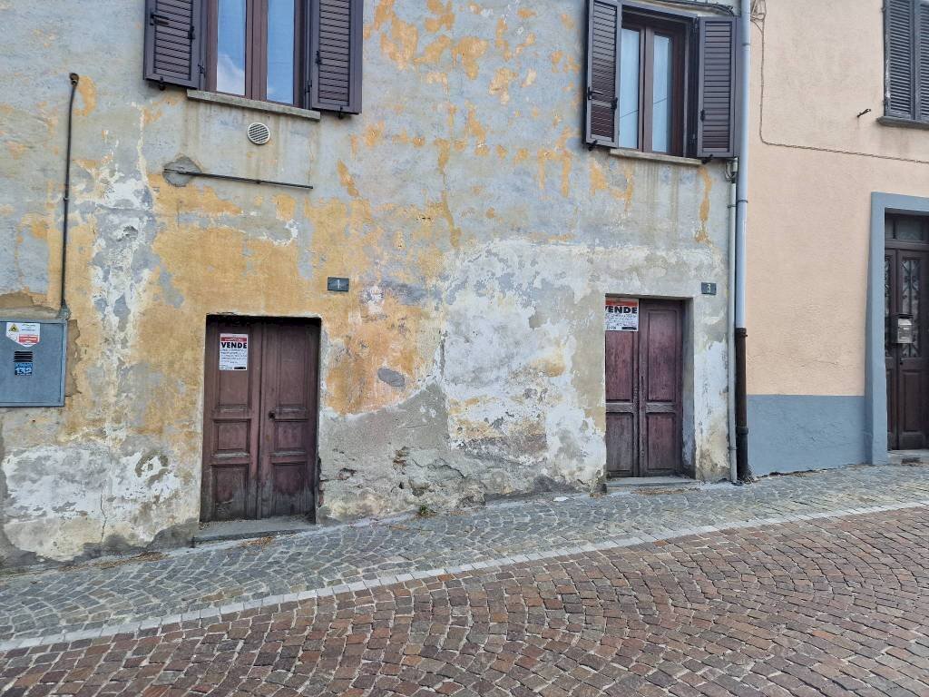 Facciata - Negozio San Secondo di Pinerolo - foto 1