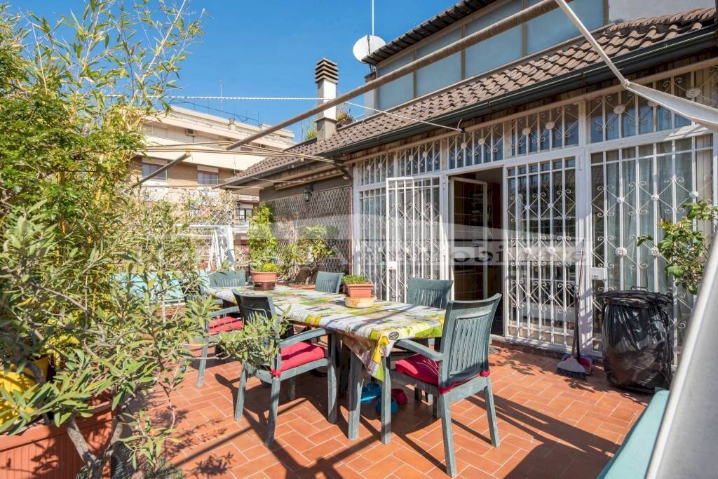 Terrazzo - Appartamento via Quintilio Varo, 46, Roma - foto 3