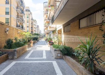 Cortile interno - Appartamento via Quintilio Varo, 46, Roma - foto 37