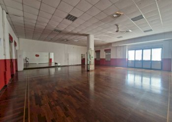 Interno non residenziale - Capannone via Arese, 98, Rho - foto 1