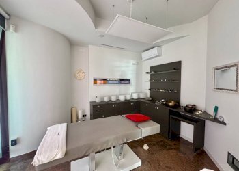 Salone - Shop via Torino, 42, Biella - photo 8