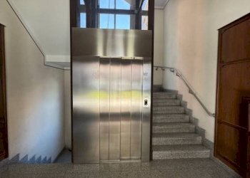 Interno palazzo - Shop via Torino, 42, Biella - photo 19