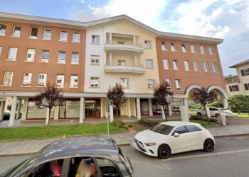 Facciata - Shop via Torino, 42, Biella - photo 21