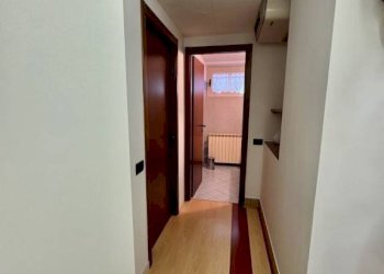 Corridoio - Shop via Torino, 42, Biella - photo 24