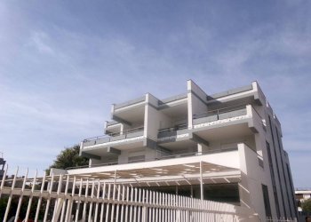 Facciata - Stabile - Palazzo via Ardeatina, 395, Anzio - foto 3