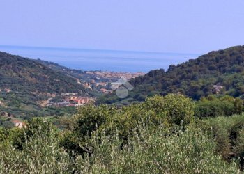 Casa semi indipendente Corso Europa, Diano Arentino - foto 1