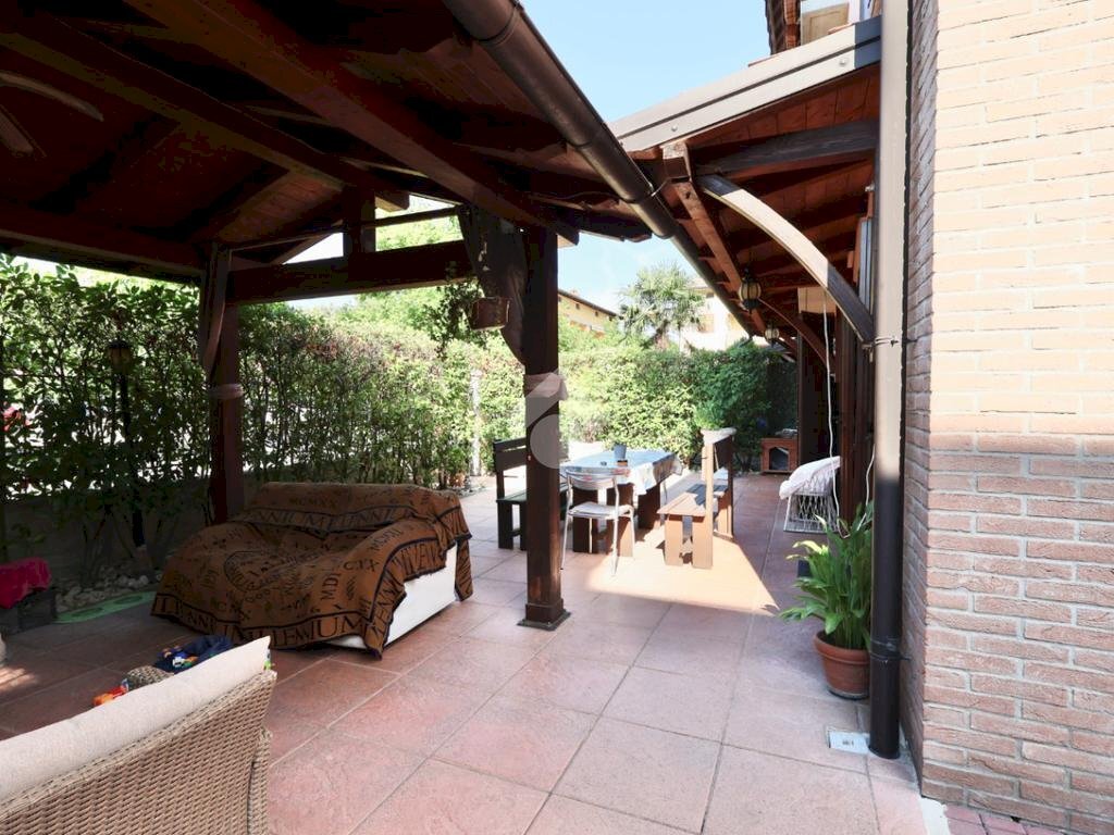 Four-room apartment Via Francesco Borromini, Reggio nell'Emilia - photo 1