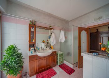 Single Family Villa cuneo, Vignolo - photo 12