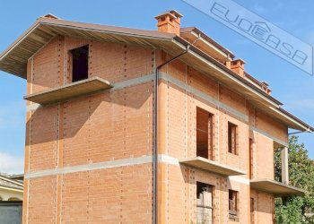 Villa via bagnolo snc, Barge - photo 10