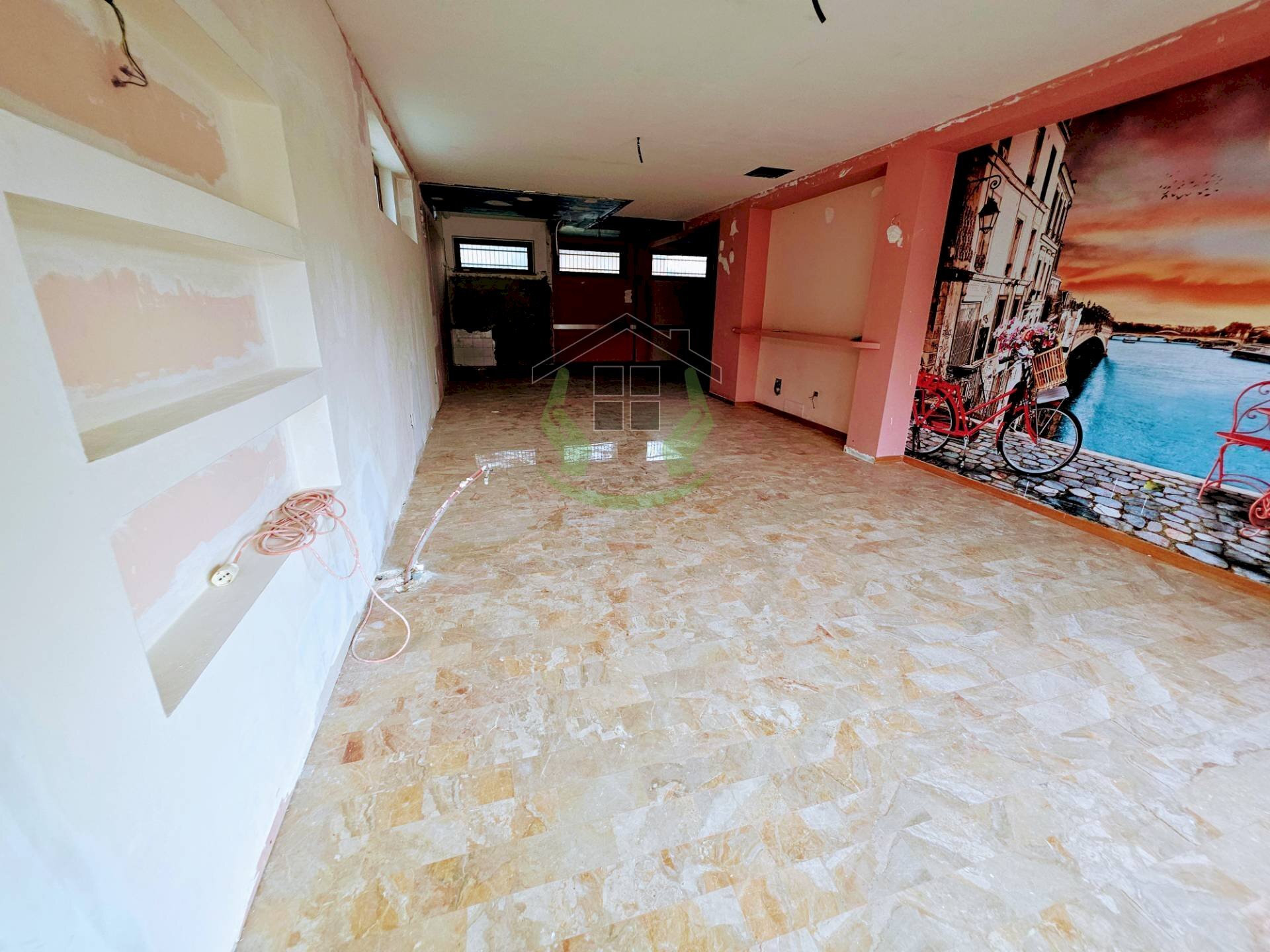 Foto 2 - Locale Commerciale Via Faleriense Ovest, Montegiorgio - foto 2