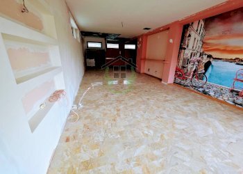 Foto 2 - Locale Commerciale Via Faleriense Ovest, Montegiorgio - foto 2