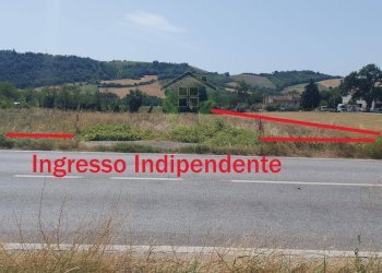 Foto 1 - Building land SP39 Fermana Faleriense, Montegiorgio - photo 1