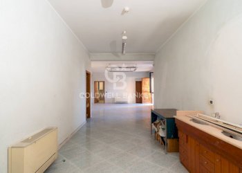 Foto 2 - Laboratorio VIA PAOLO MARZI
 
12/A, Modugno - foto 2