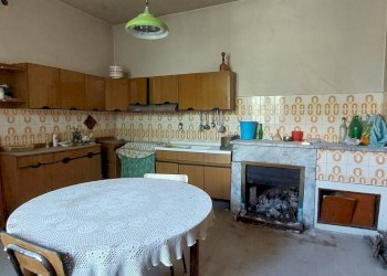 Foto 9 - Casa indipendente contrada tesoro, Ariano Irpino - foto 8