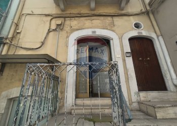 Edificio all\'aperto - Quadrilocale Santeramo in Colle - foto 1