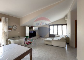 Sala da pranzo - Attico Santeramo in Colle - foto 1