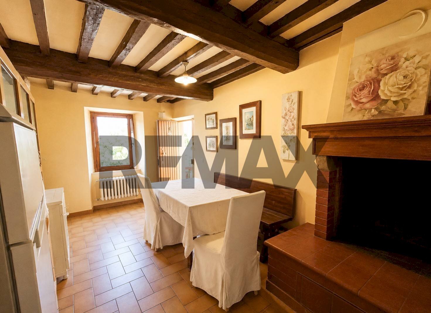 Sala da pranzo - Four-room apartment Loc. Poggio di Loro
 
7, Loro Ciuffenna - photo 1