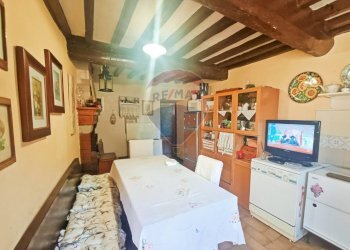 Sala da pranzo - Four-room apartment Loro Ciuffenna - photo 8