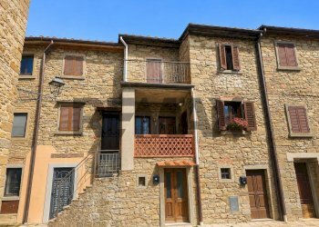 Edificio all\'aperto - Quadrilocale Loc. Poggio di Loro
 
7, Loro Ciuffenna - foto 8