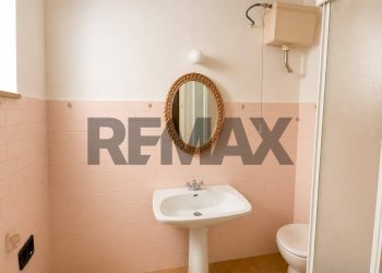 Bagno - Quadrilocale Loc. Poggio di Loro
 
7, Loro Ciuffenna - foto 14