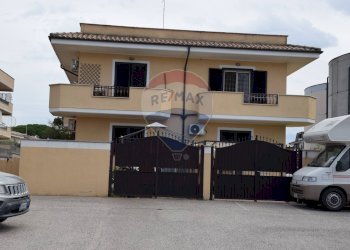 Casa all\'aperto - Trilocale Viale Marino
 
39, Ardea - foto 3